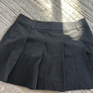 Uniqlo Dark Gray Pleated Mini Skirt